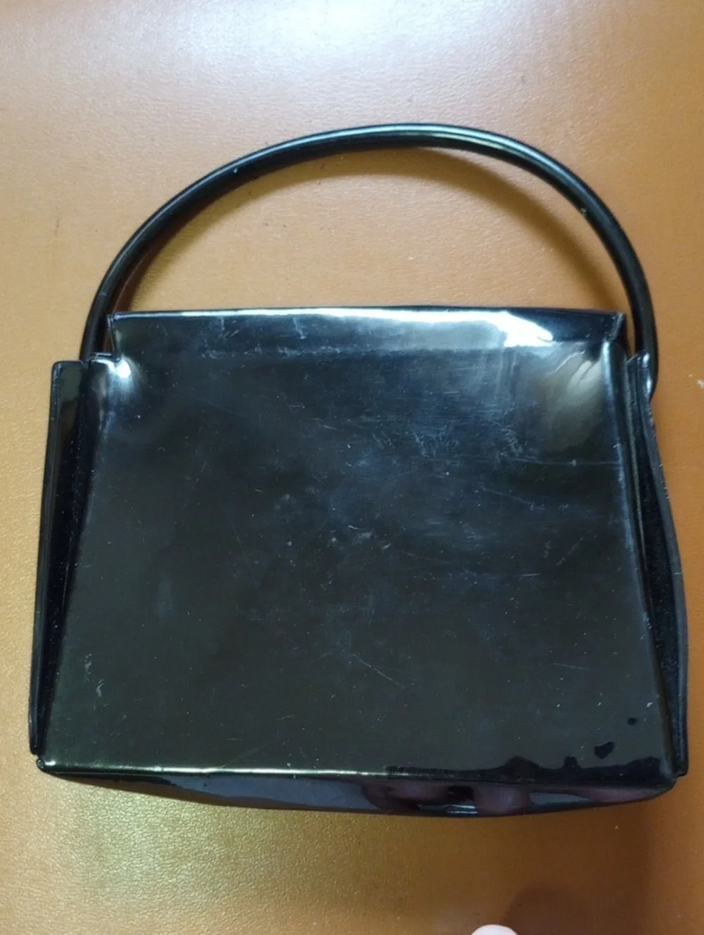 Vintage Retro Girl's Neutral Black & White Vinyl Purse, Faux Patent Leather